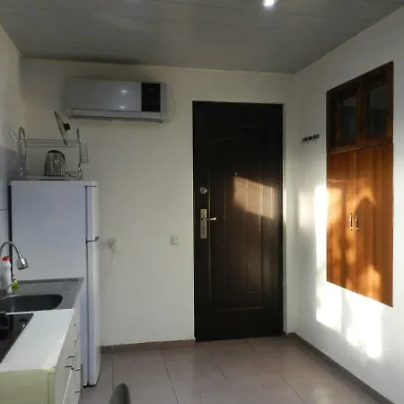 Mtatsminda - Two Room Apartment Tbilisi Exterior photo