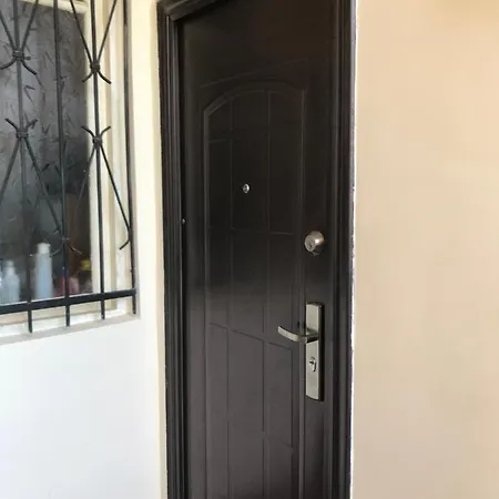 Mtatsminda - Two Room Apartment Tbilisi Exterior photo